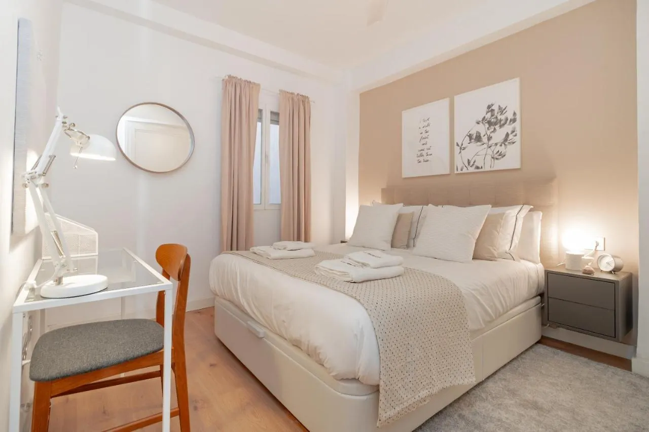 C24 Fantastic 4 Bedroom With Terrace Málaga 0*,  Espagne